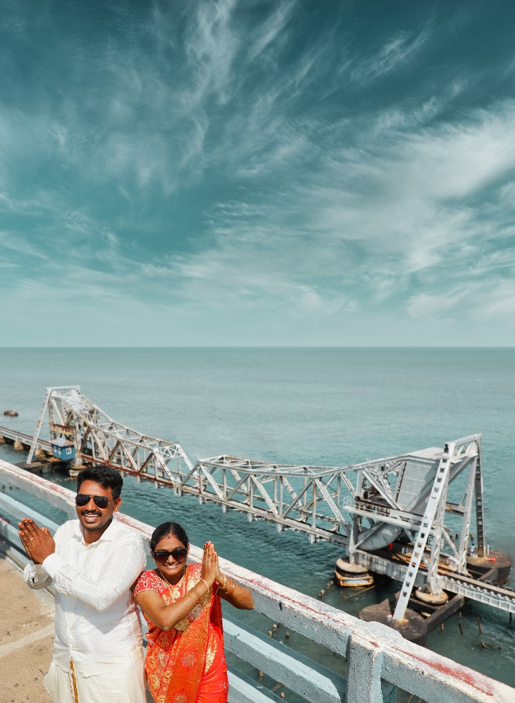 Pamban Bridge Couple